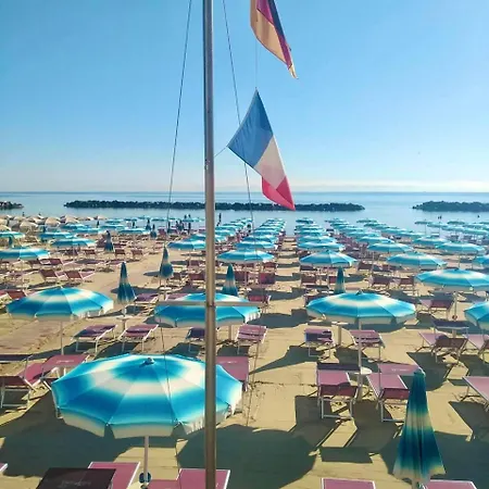 Piccadilly Ξενοδοχείο 3*