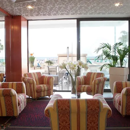Piccadilly Hotel