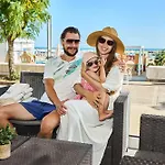 Ξενοδοχείο Piccadilly 3*