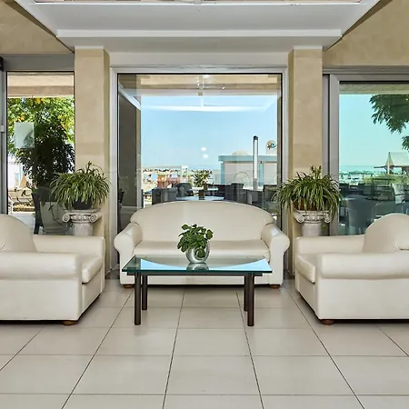 Hotell Piccadilly 3*