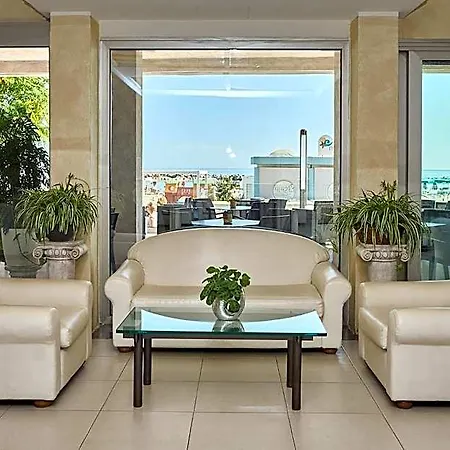 Piccadilly Hotell 3*